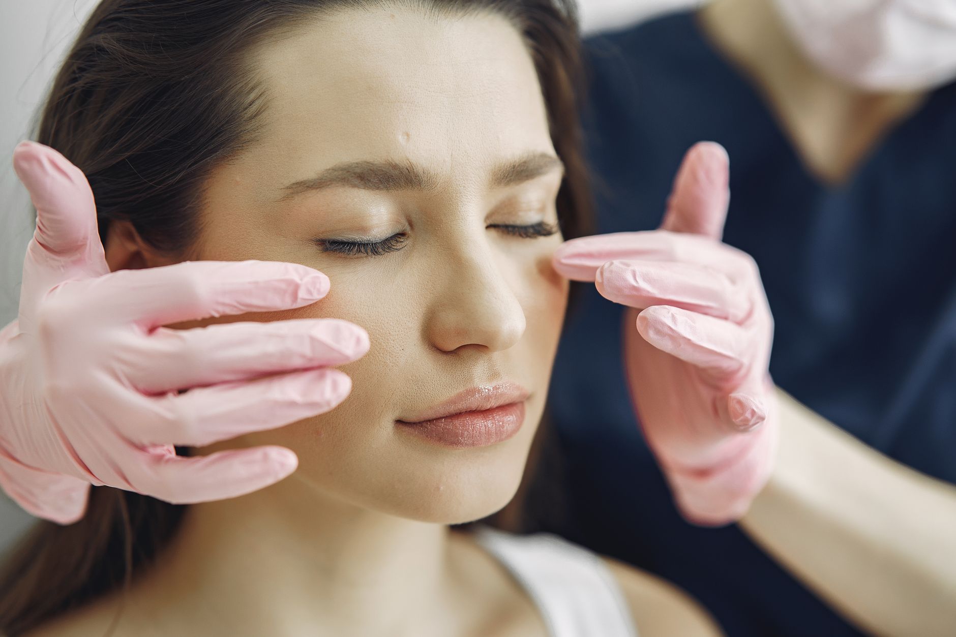 5 Cara Efektif Mengatasi Jerawat Pustula